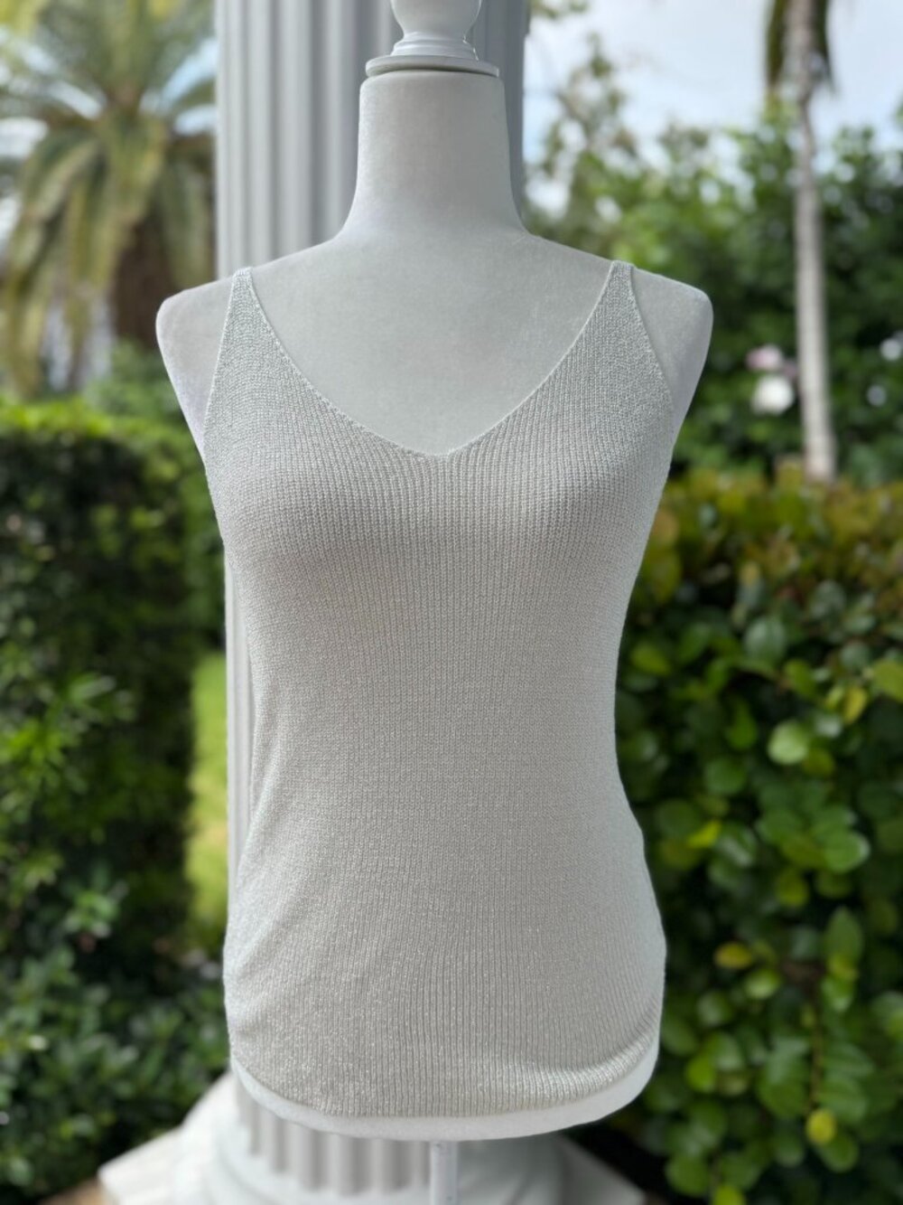 New Collection Shimmering Silver Metallic Knit Tank Top Size Small